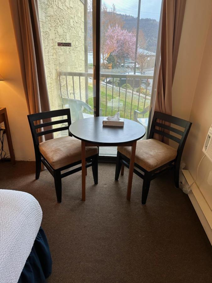 Wessex Inn By The Sea 코위찬베이 외부 사진