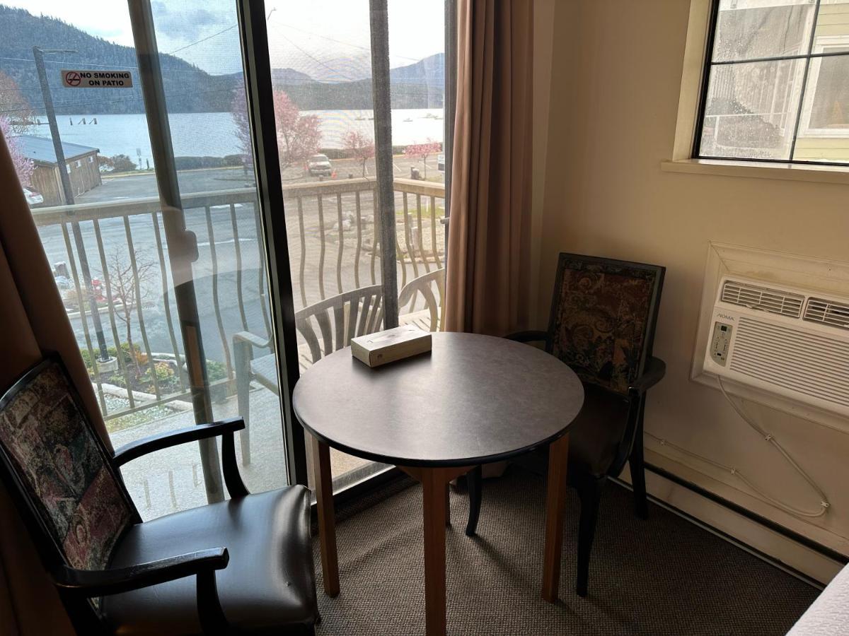Wessex Inn By The Sea 코위찬베이 외부 사진