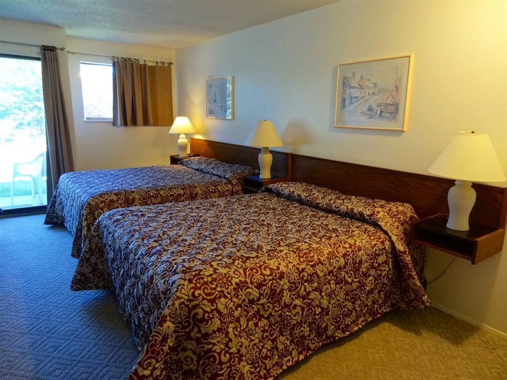 Wessex Inn By The Sea 코위찬베이 외부 사진