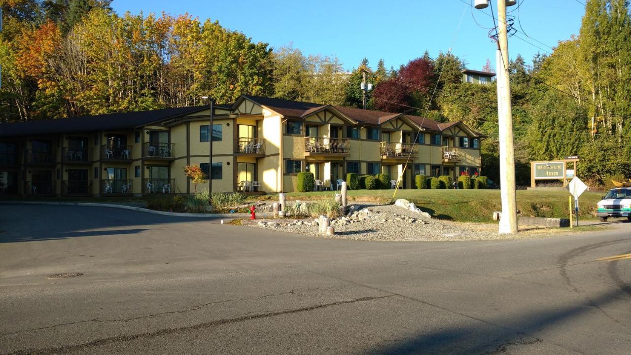 Wessex Inn By The Sea 코위찬베이 외부 사진